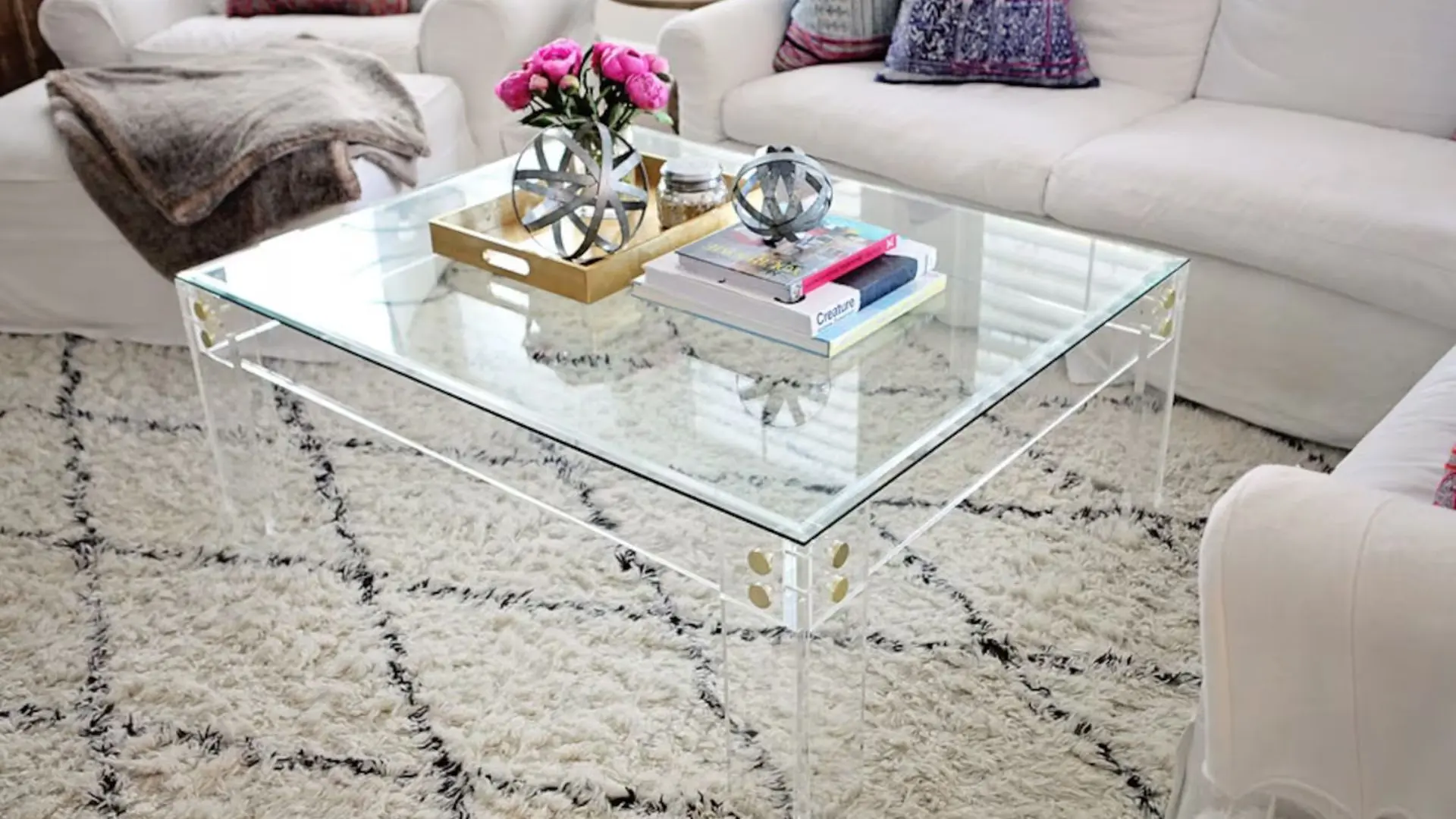 Why Choose Custom Acrylic Furniture for Your Interior Design