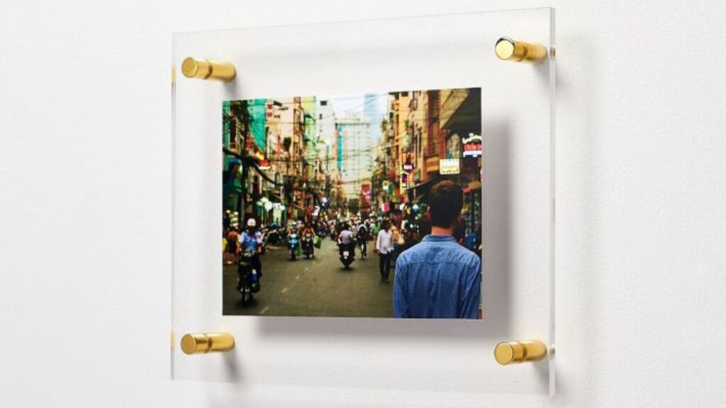 Acrylic Photo Frames for Modern Memory Display Ideas