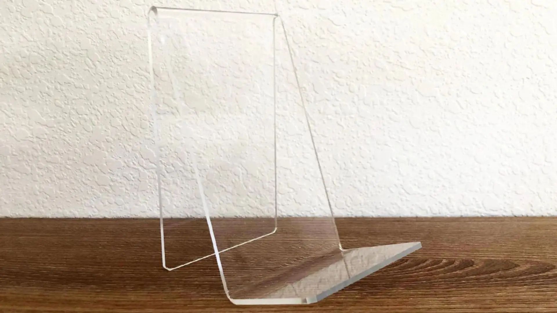 What Are the Key Features of High-Quality Acrylic Display Stands