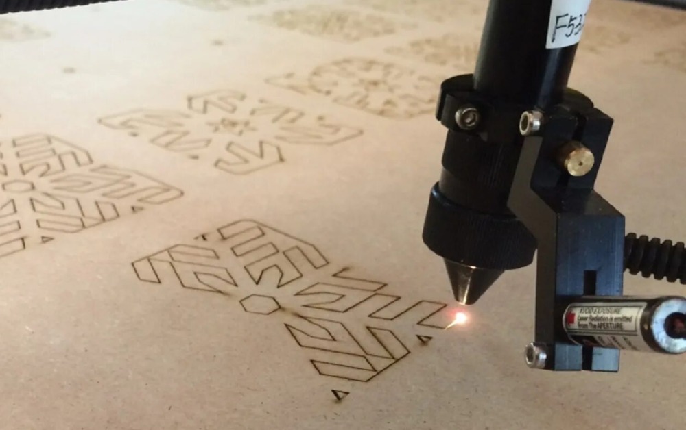 Why Laser Engraving Is a More Sustainable Option Compared to Traditional Methods