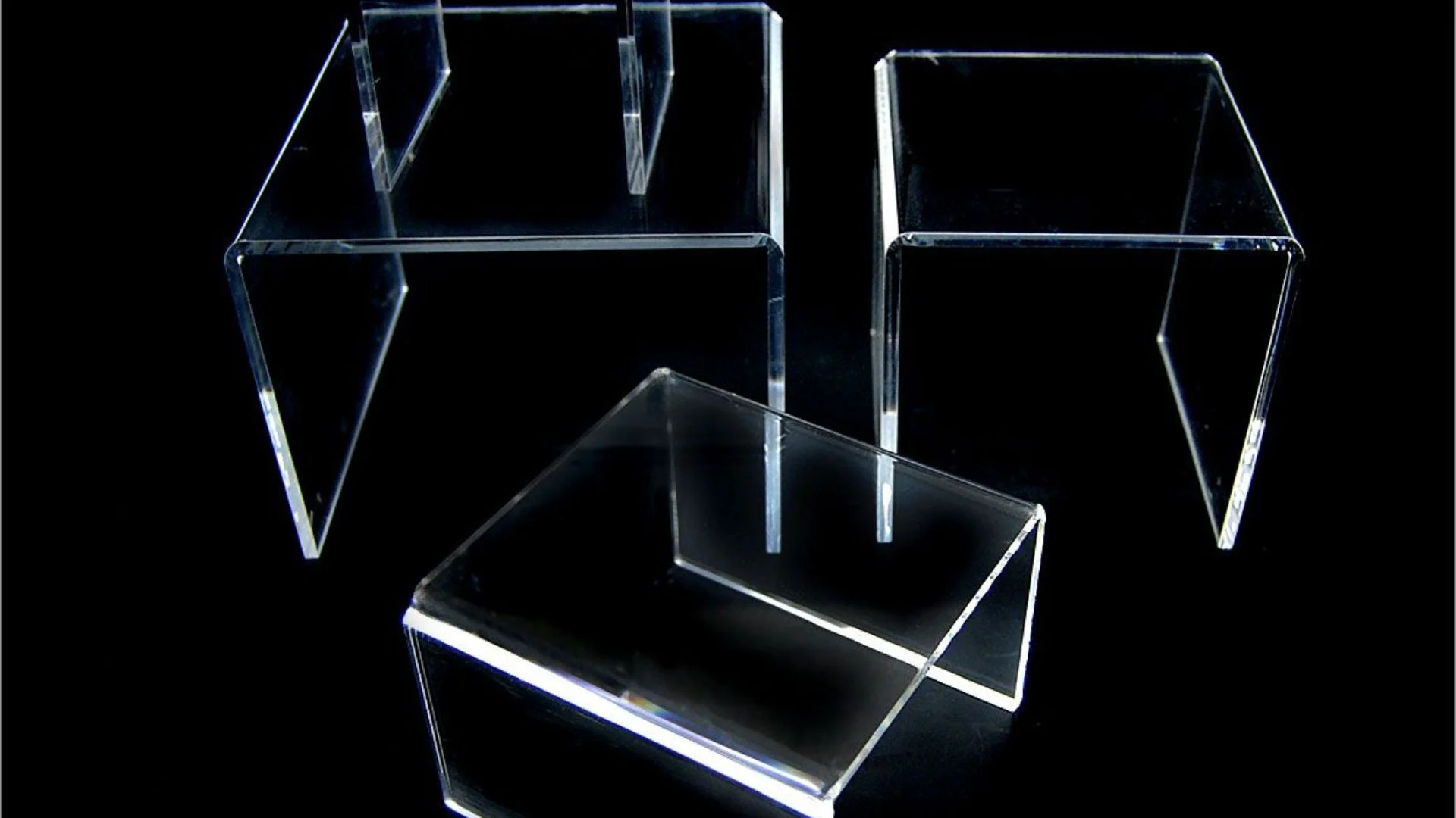 What Makes Acrylic Display Stands the Best Choice for Exhibitions